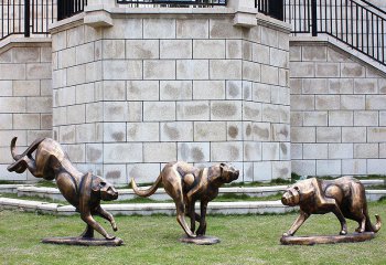 豹子雕塑-公園仿銅創(chuàng)意，鑄造、噴漆金錢豹雕塑