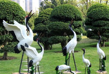 丹頂鶴雕塑-公園草坪大型仿真動(dòng)物丹頂鶴雕塑