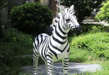 斑馬雕塑-戶(hù)外公園玻璃鋼彩繪仿真動(dòng)物景觀斑馬雕塑