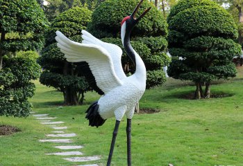 鶴雕塑-公園景區玻璃鋼鳴叫的鶴雕塑