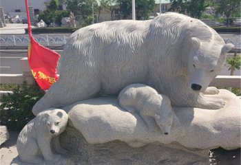 北極熊雕塑-街道邊公園里擺放的一大兩小玻璃鋼創(chuàng)意北極熊雕塑