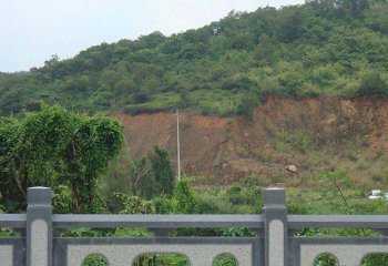 欄桿欄板雕塑-園林景區大理石黑鏤空護欄雕塑