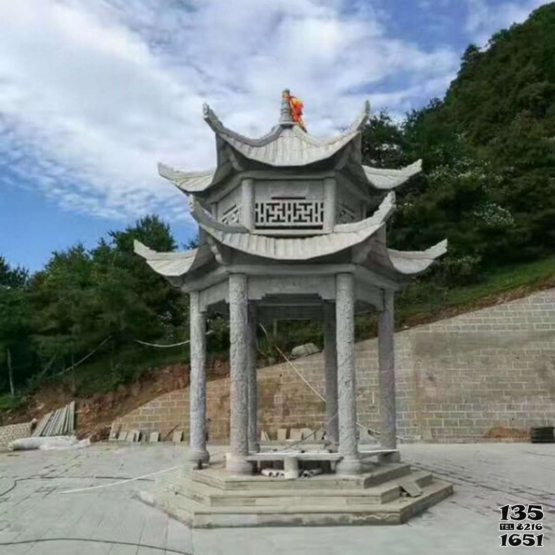 涼亭雕塑-山景區寺院戶外擺放青石雕刻鏤空六柱休閑涼亭雕塑高清圖片