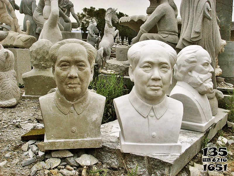 毛澤東雕塑-公園景區漢白玉石雕毛澤東雕塑高清圖片