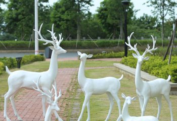 梅花鹿雕塑-街道創意玻璃鋼白色梅花鹿雕塑