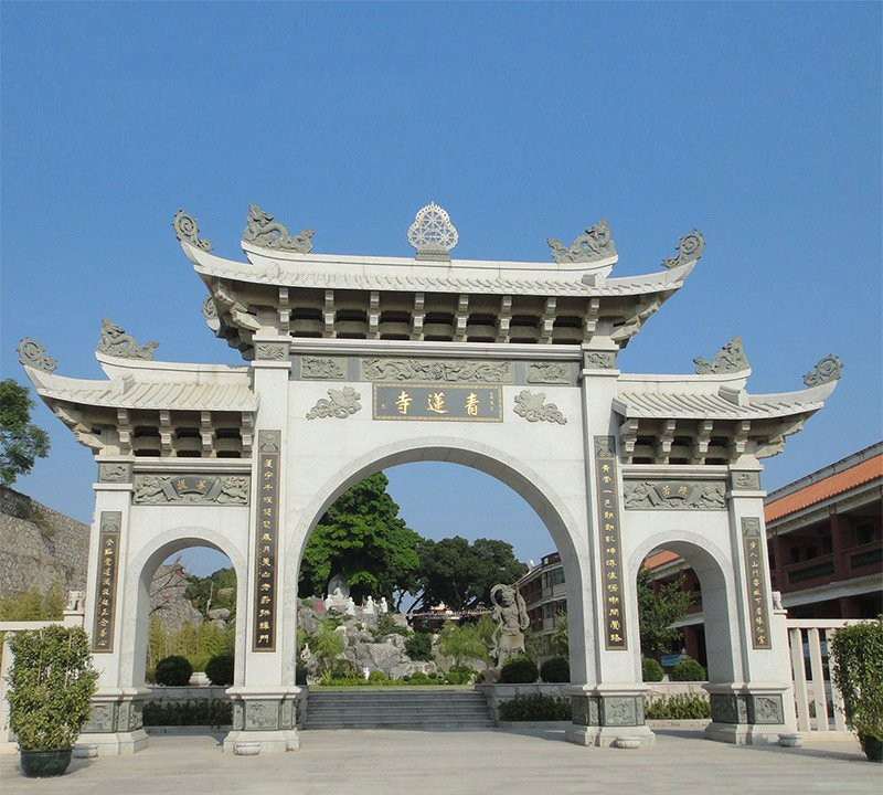 石雕寺廟三門(mén)牌坊-寺廟三門(mén)牌坊石雕高清圖片