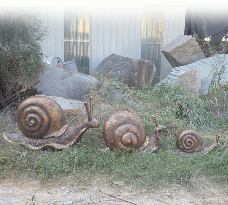 公園動物玻璃鋼仿銅蝸牛雕塑-玻璃鋼仿銅蝸牛雕塑